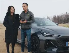 关于全情投入!球员们用实力征服了所有人的目光的信息 关于全情投入!球员们用实力征服了所有人的目光的信息